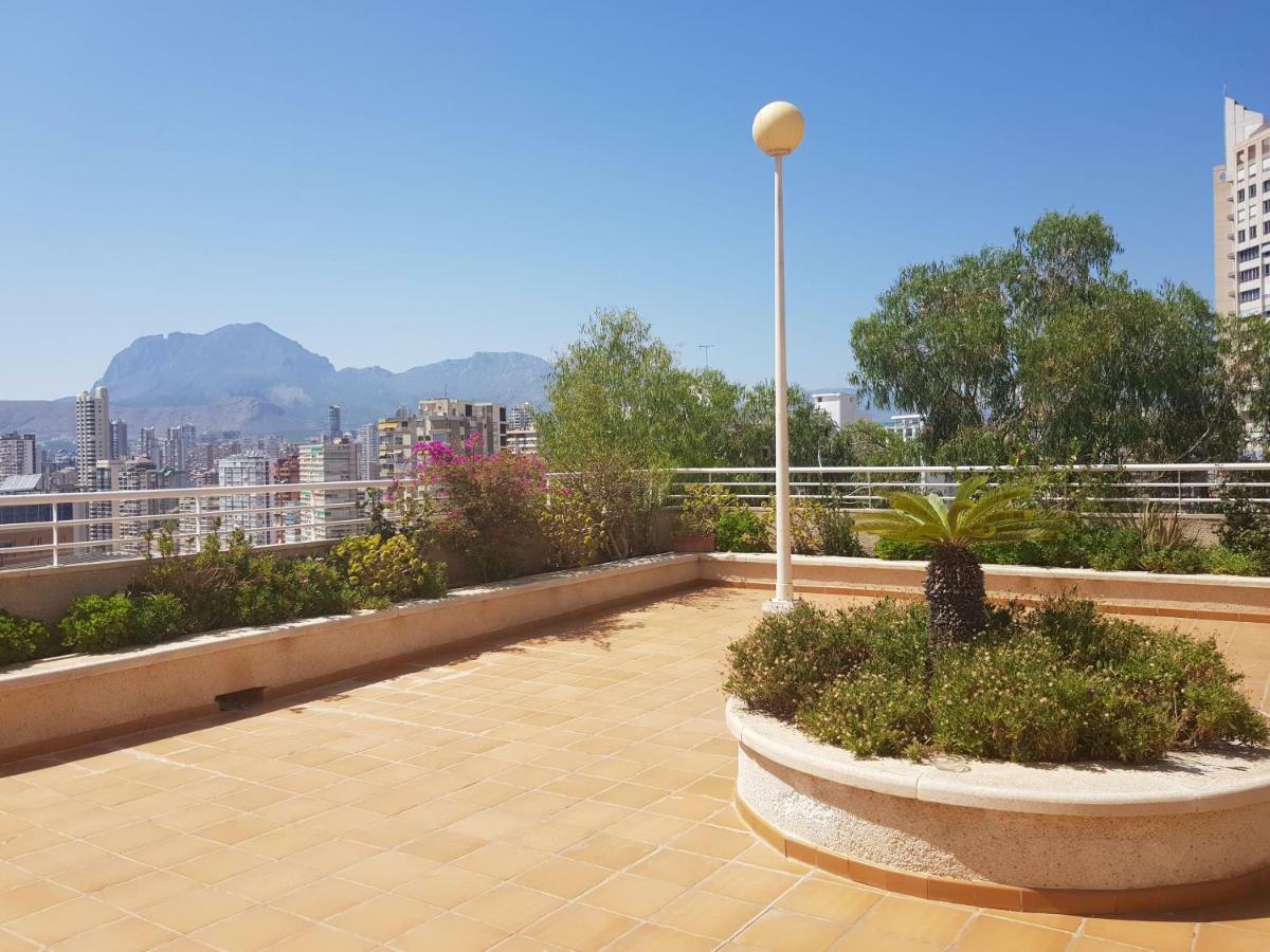 Апартаменты С Видом На Море И Горы Benidorm Exterior foto